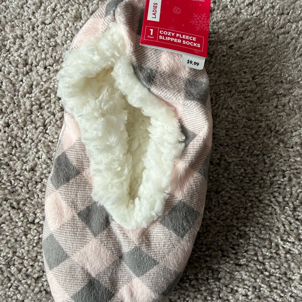 Sears Women’s Pink and Gray Cozy Fleece Slipper Socks